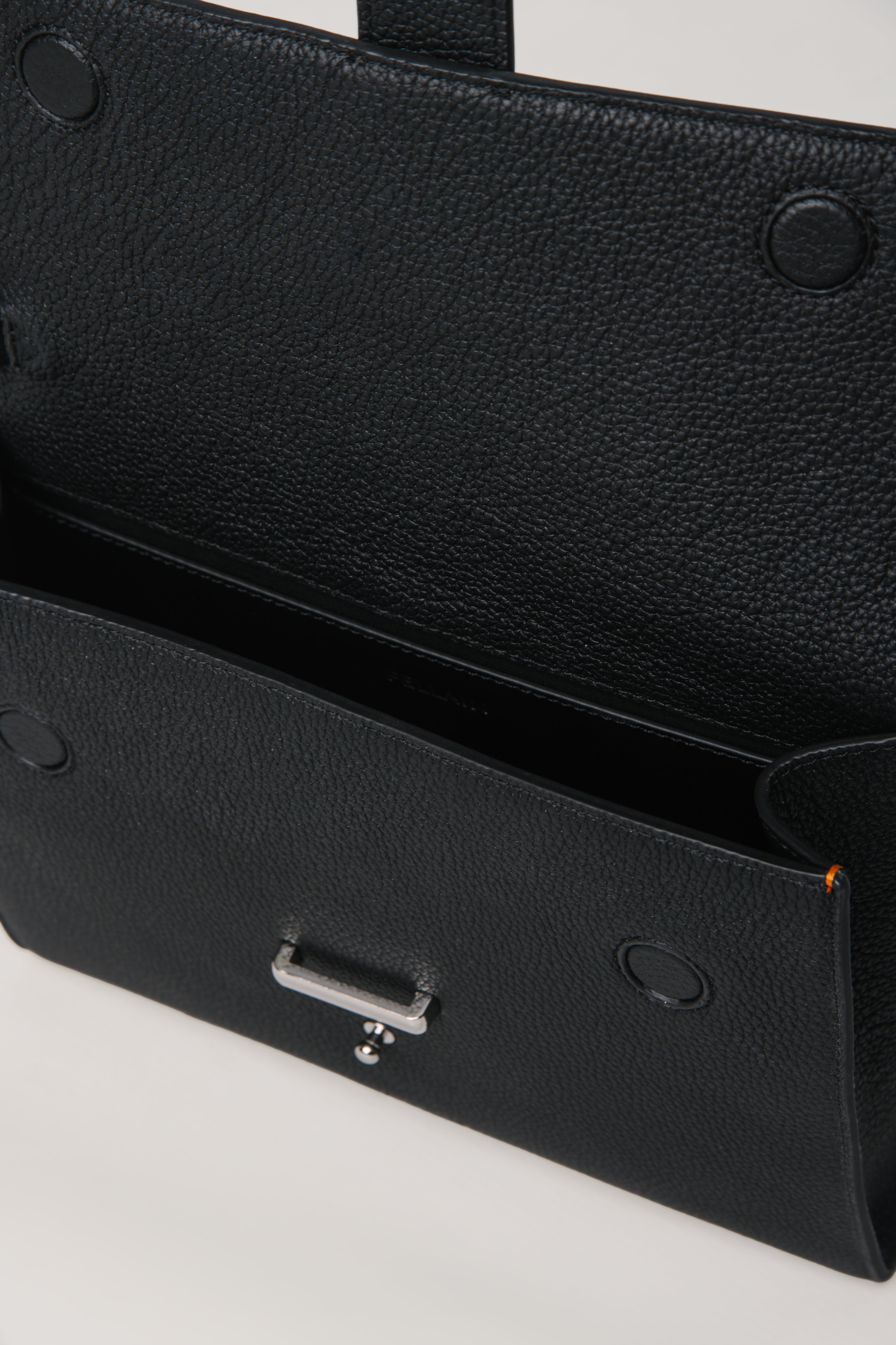 Julien Messenger Bag Black